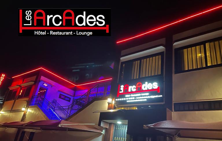 Hotel Les Arcades